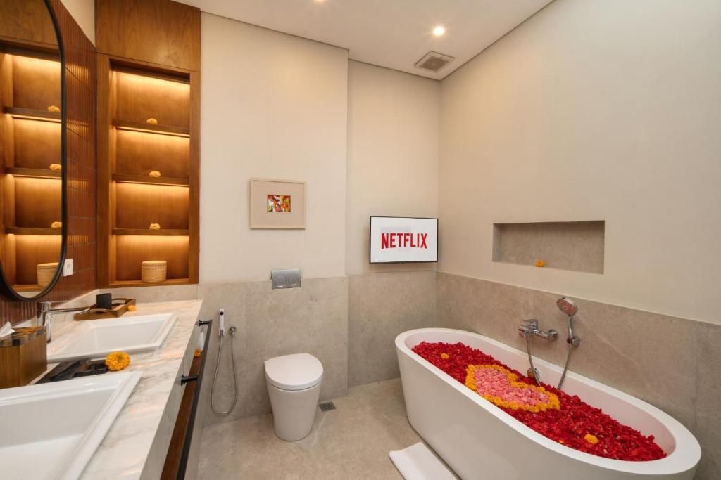 KOLILA VILLA SEMINYAK - 18