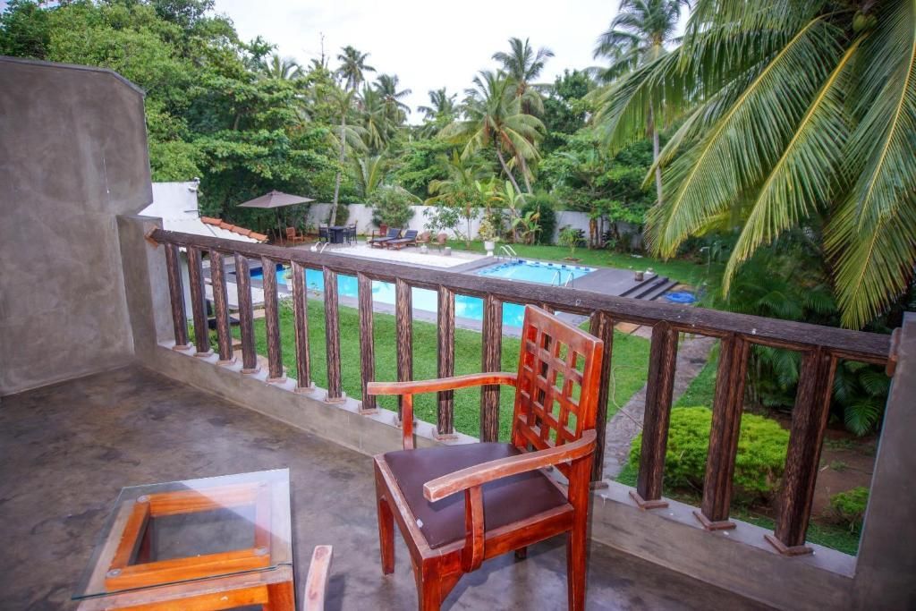 BLUE FOX HIKKADUWA - 5