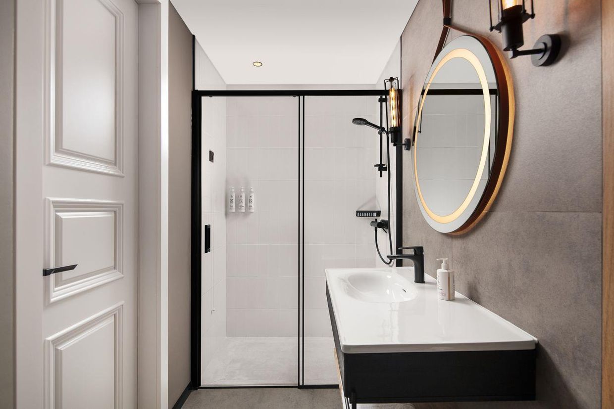 Moxy Istanbul Beyoglu - 2