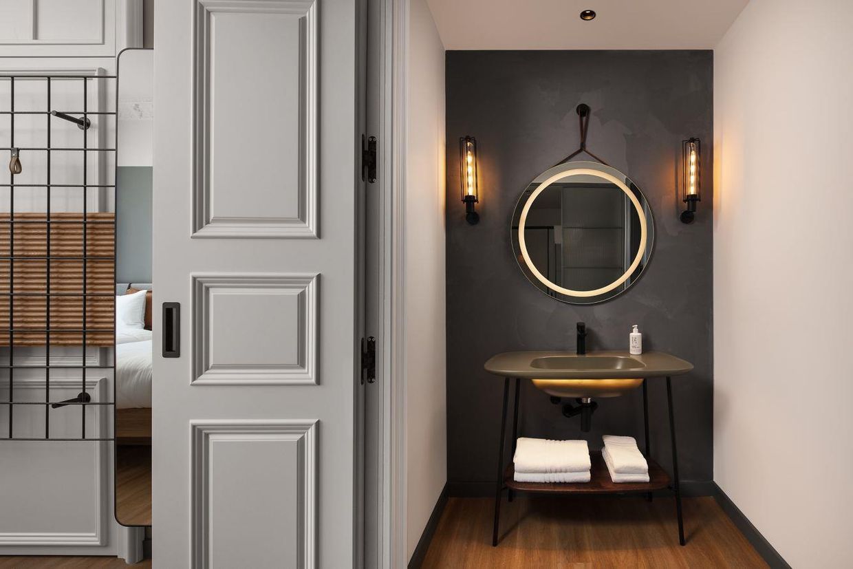 Moxy Istanbul Beyoglu - 10