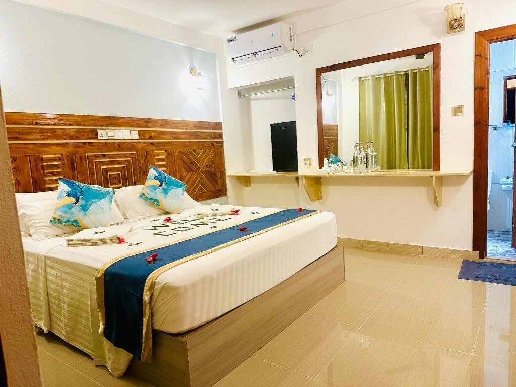 SORENZO MALDIVES - 7