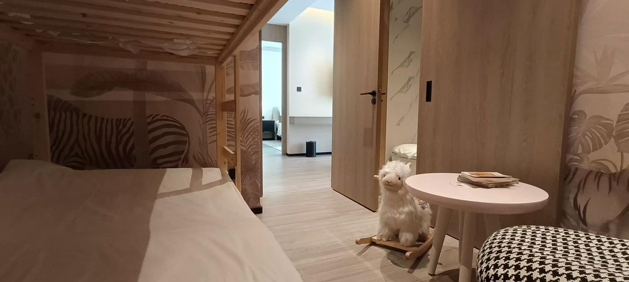 LAYA SUITES & RESIDENCES - 7