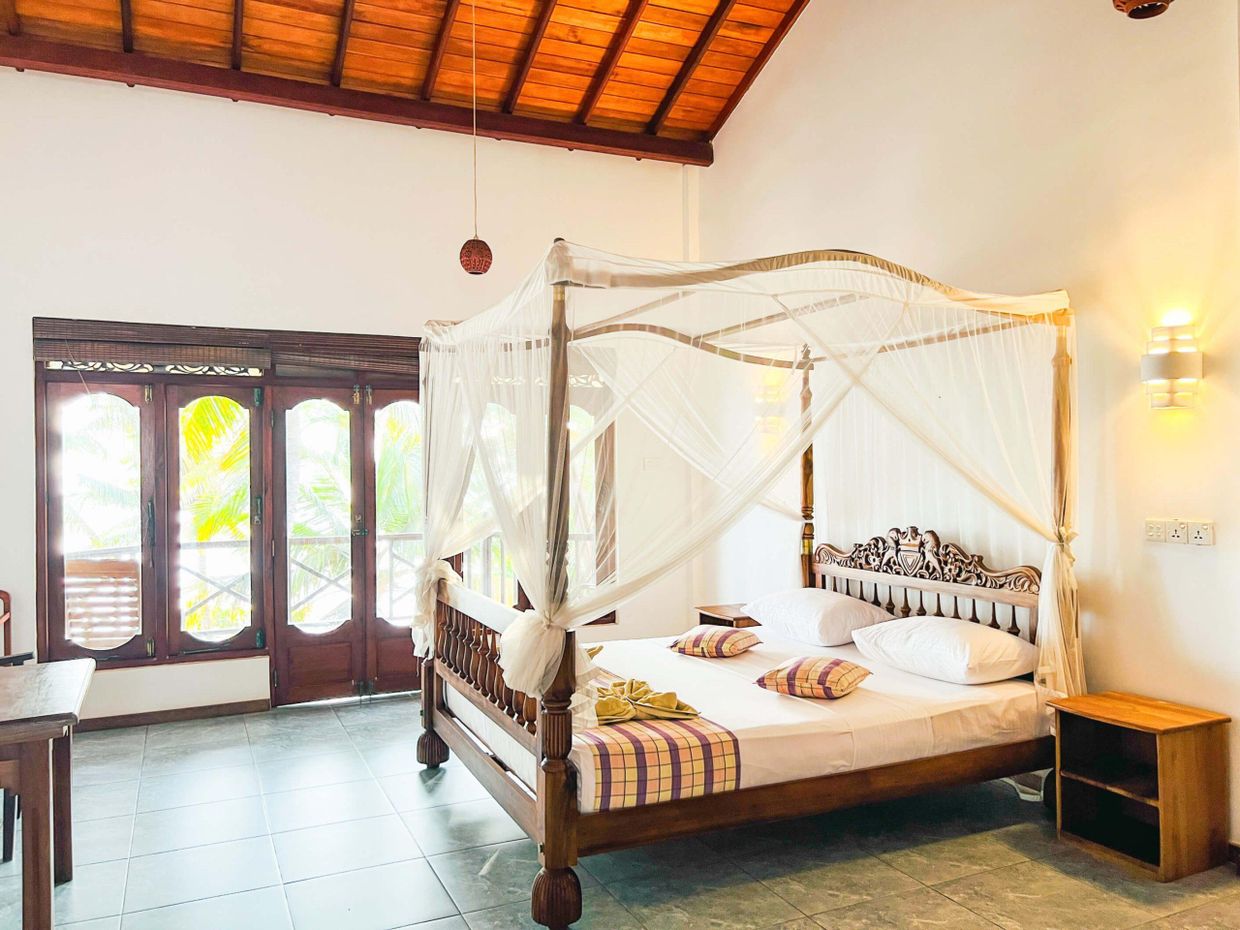 TWENTY TWO SWISS RESIDENCE - 9