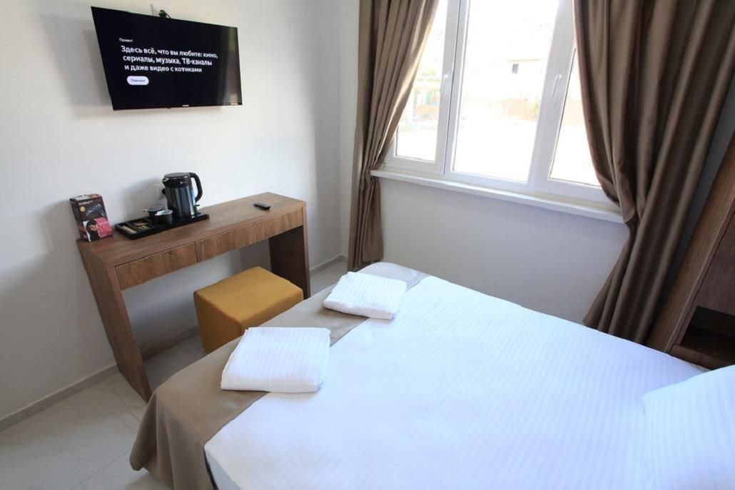 ЛАЗУРИТ, отель стандарт - 17