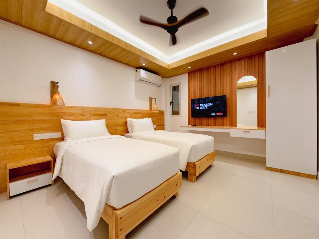 PAVONA MALDIVES - 13