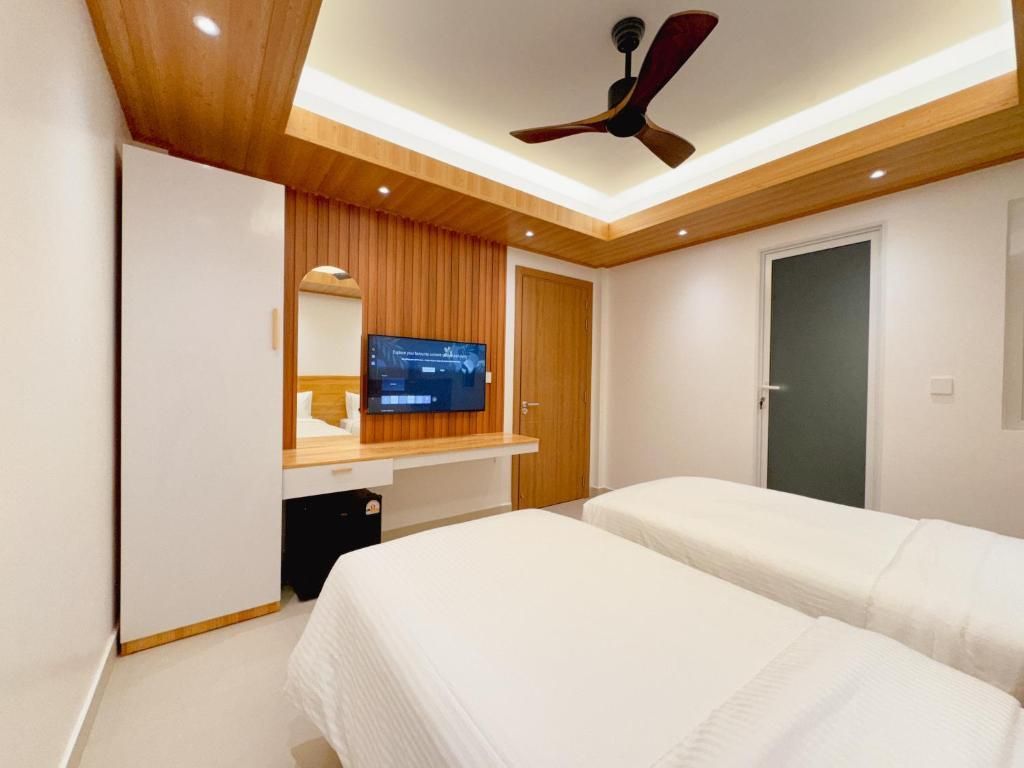 PAVONA MALDIVES - 16