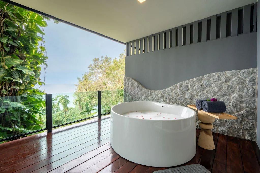 ANONA SUNSET BOUTIQUE - 15