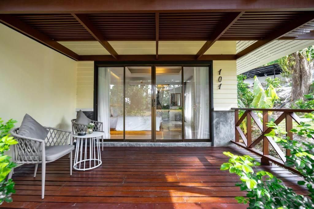 ANONA SUNSET BOUTIQUE - 9