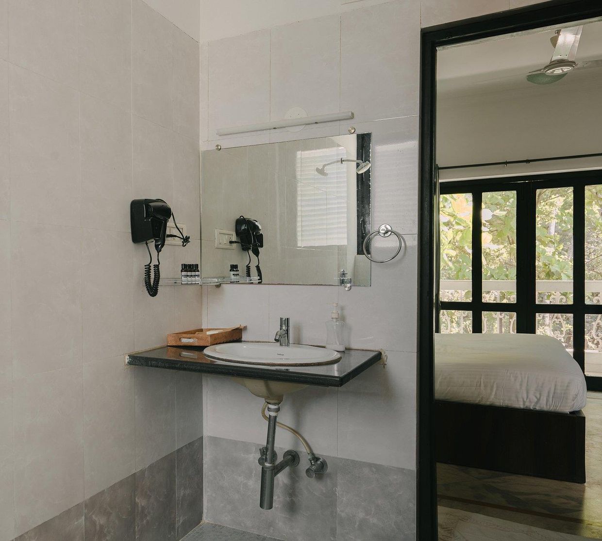 RICHMONDE ANANTA ELITE  - 20