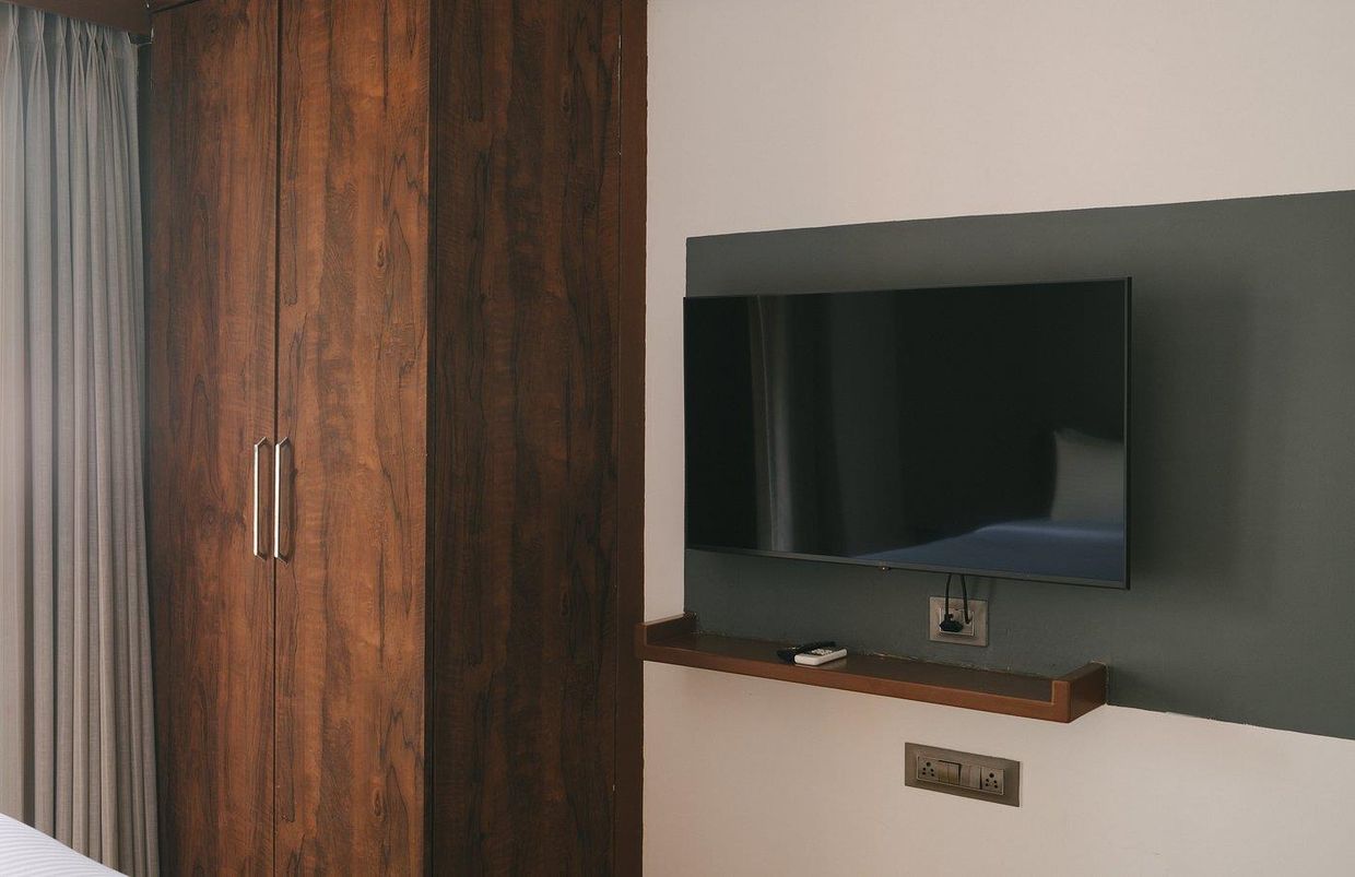 RICHMONDE ANANTA ELITE  - 33