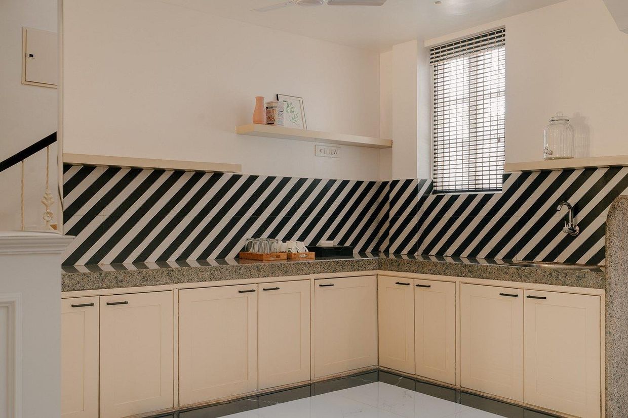 RICHMONDE ANANTA ELITE  - 36