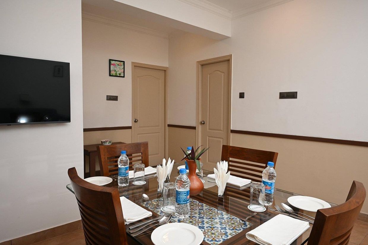 RICHMONDE ANANTA ELITE  - 52