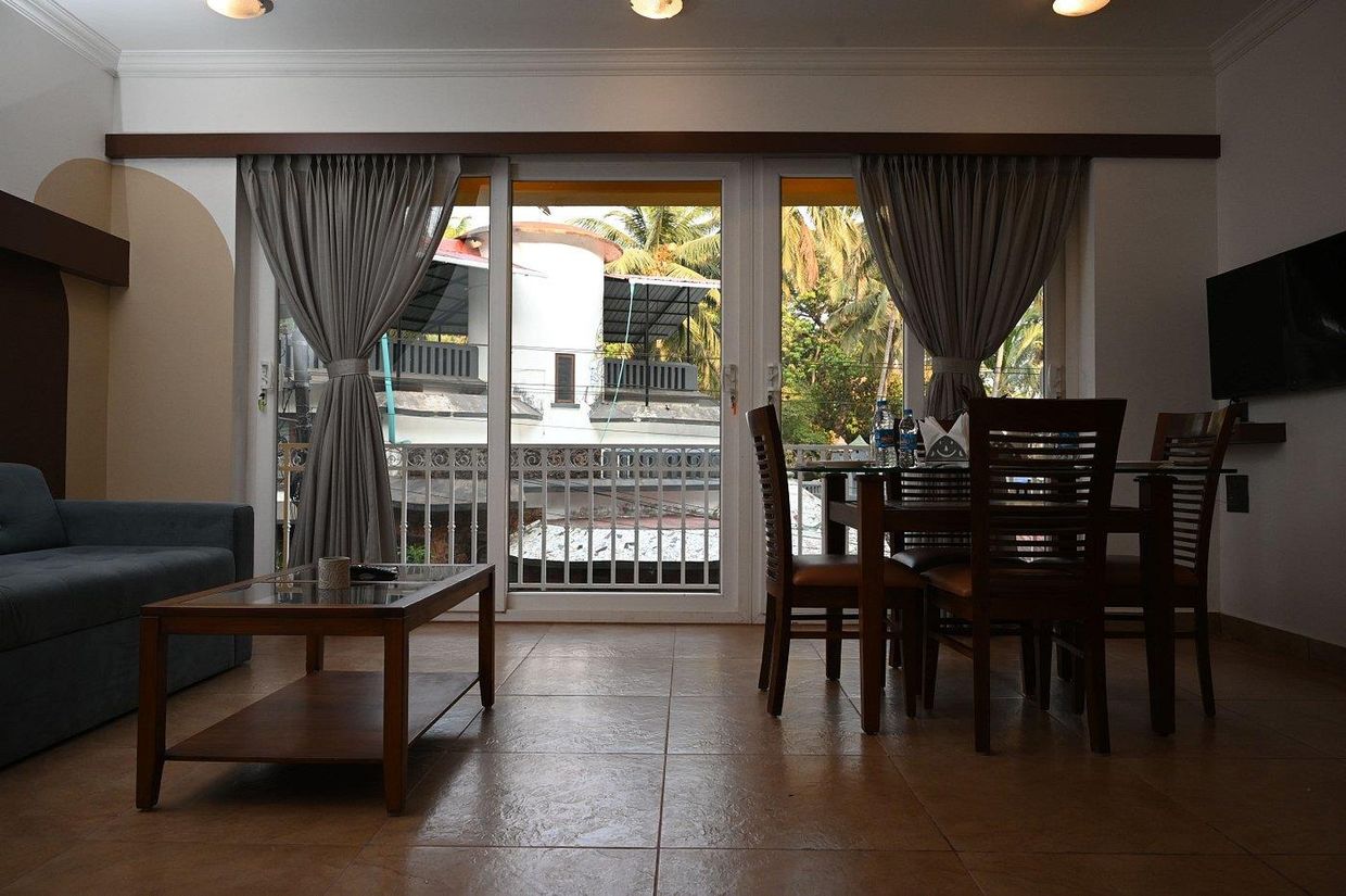 RICHMONDE ANANTA ELITE  - 53