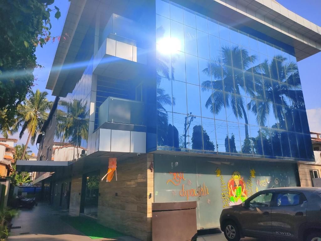 DIVAN CLARKS INN - 27