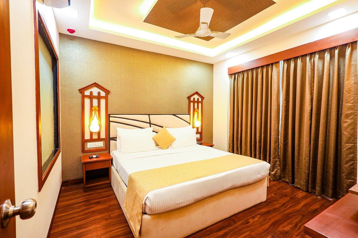 VAGATOR DOWNTOWN - 18