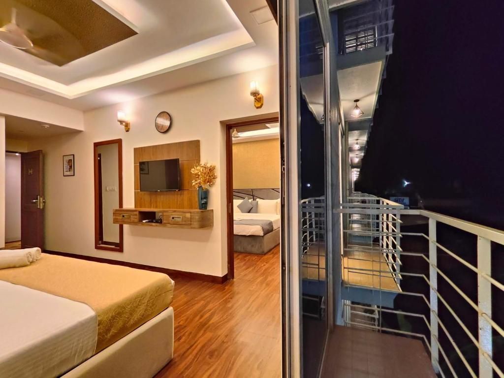 VAGATOR DOWNTOWN - 7