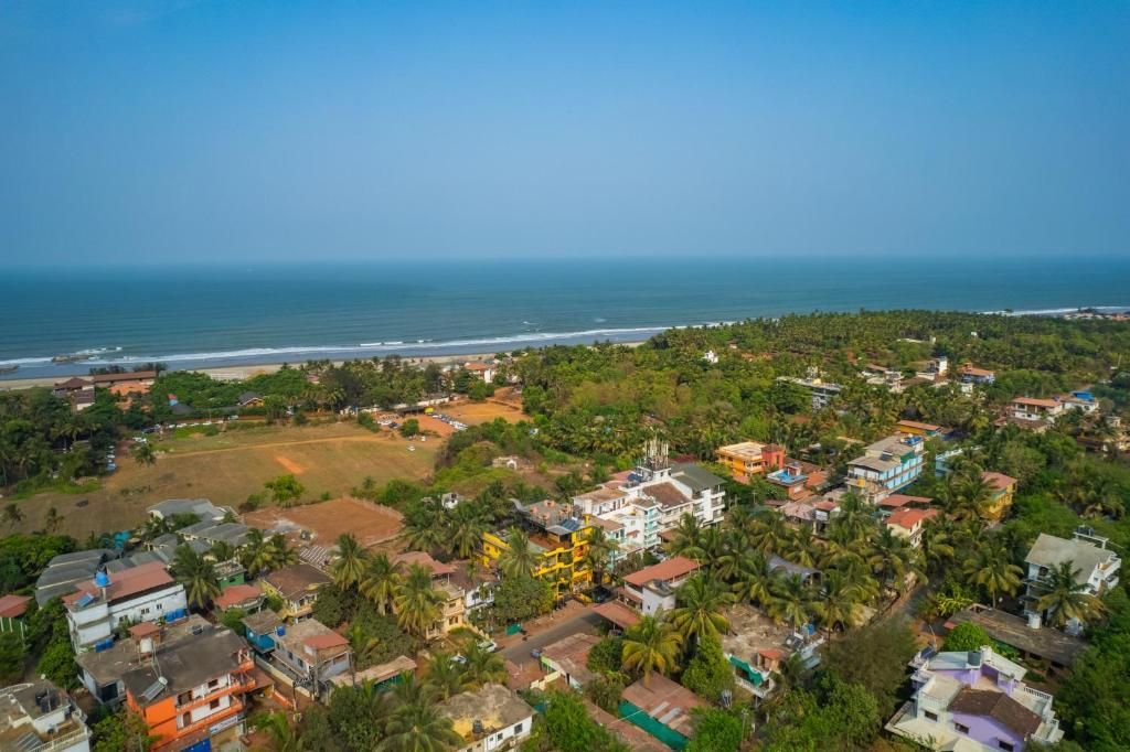 WHOOPERS BOUTIQUE MORJIM - 3