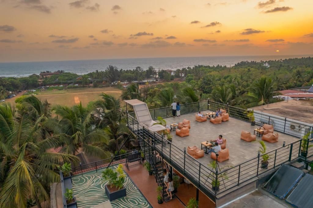 WHOOPERS BOUTIQUE MORJIM - 4