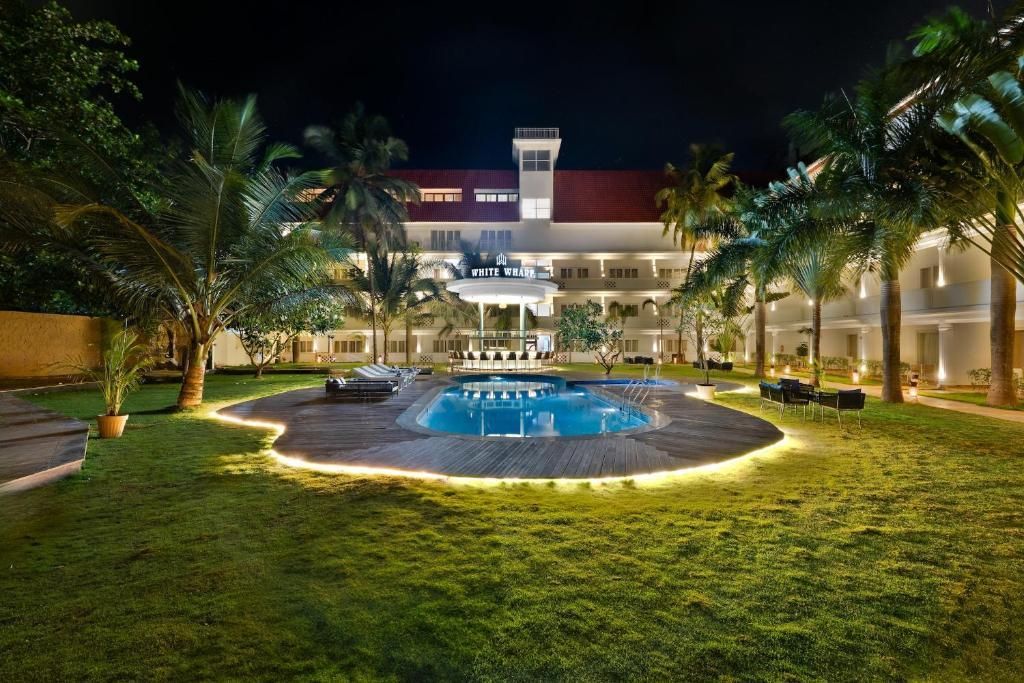 WHITE WHARF BEACH RESORT - 32