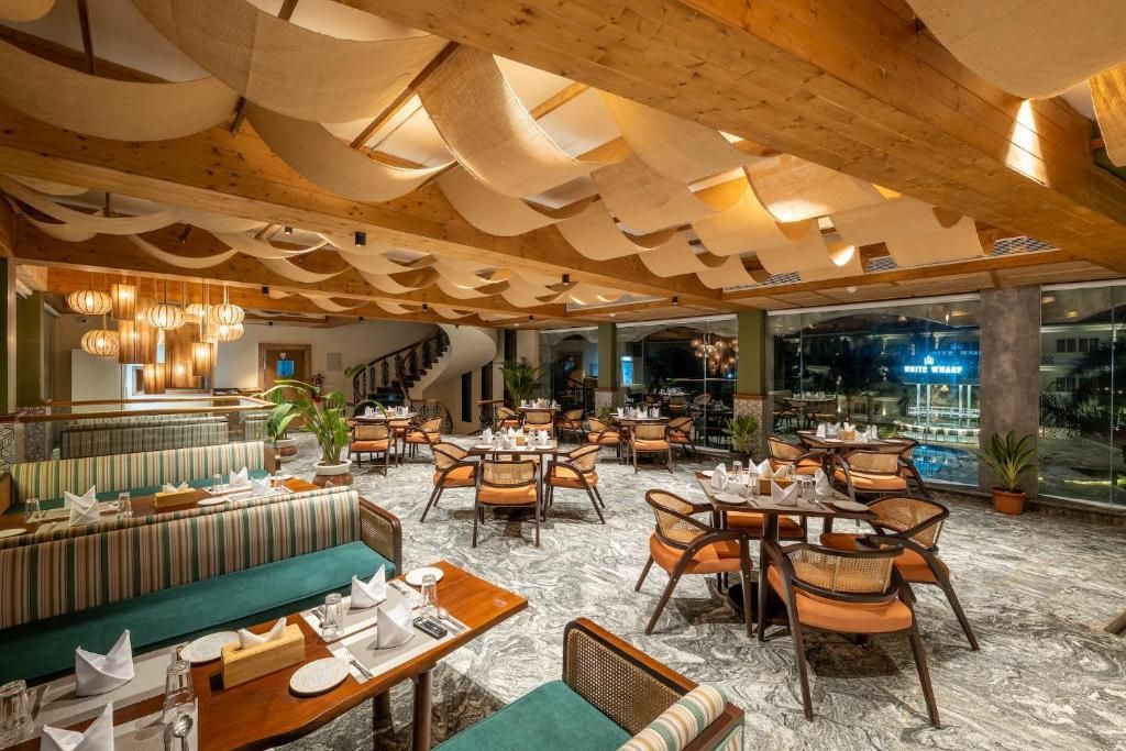 WHITE WHARF BEACH RESORT - 39