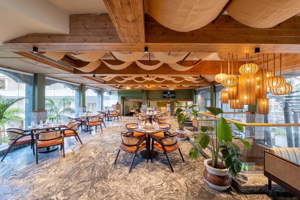 WHITE WHARF BEACH RESORT - 40