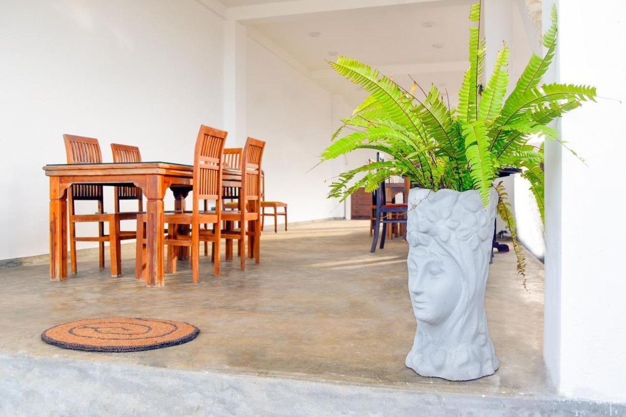 KAVIN BEACH HOTEL - 12