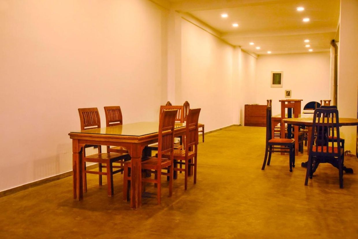 KAVIN BEACH HOTEL - 13