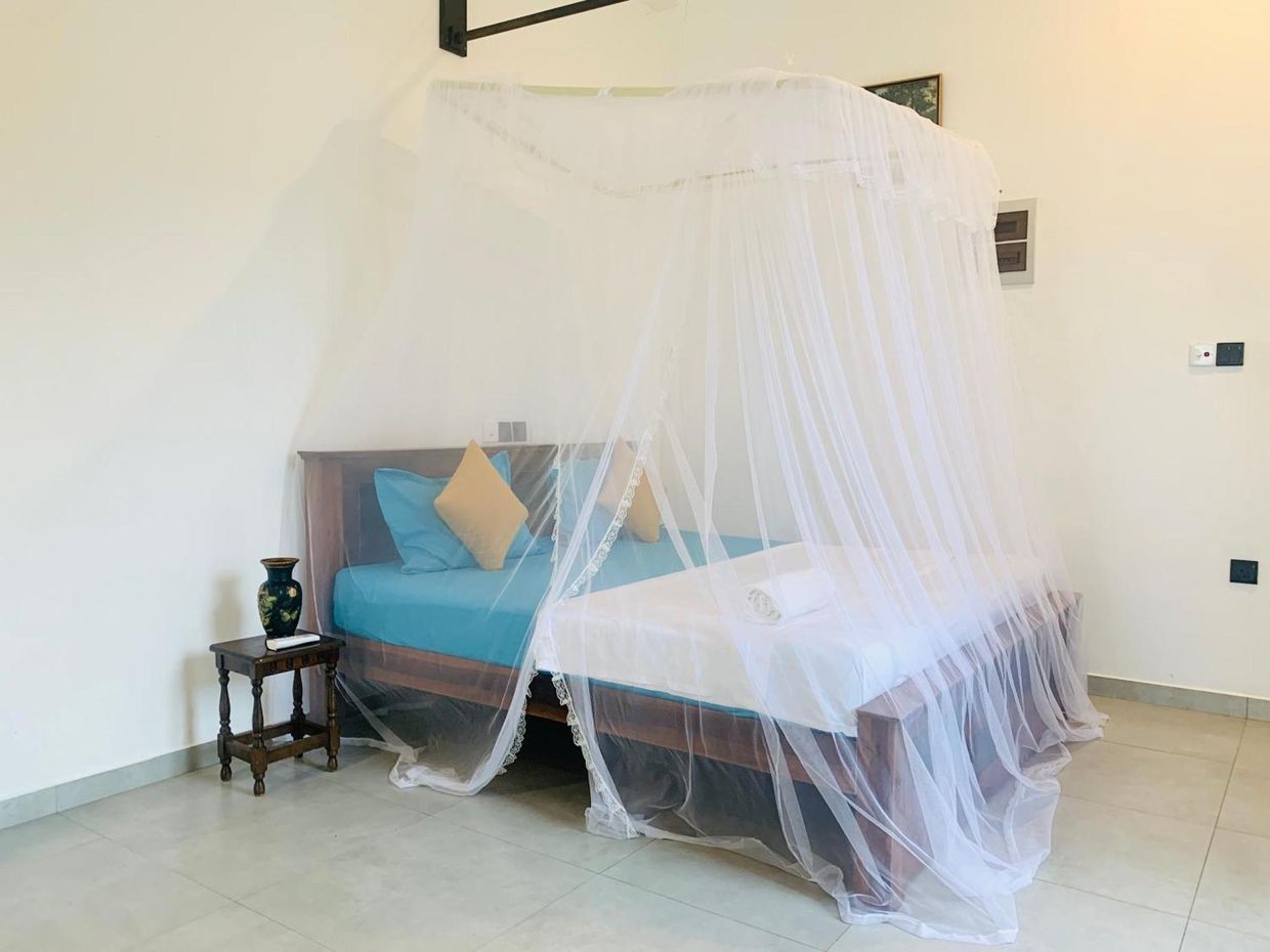 KAVIN BEACH HOTEL - 8