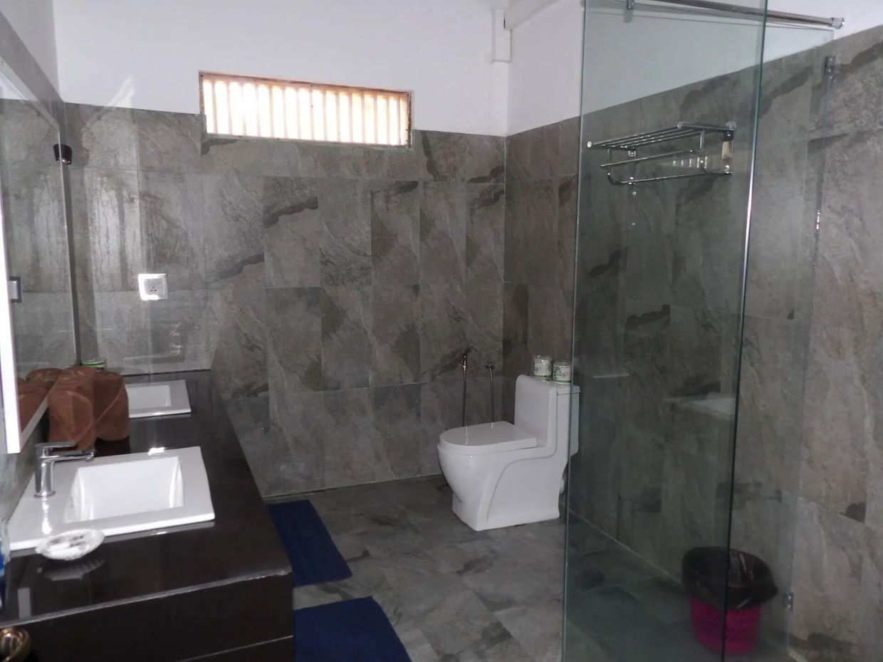 PEARL ISLAND BEACH HOTEL - 12