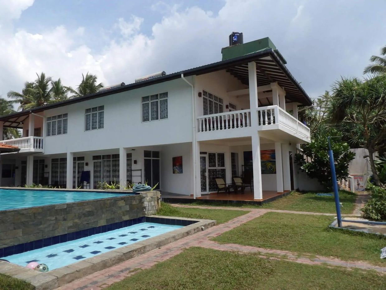 PEARL ISLAND BEACH HOTEL - 3