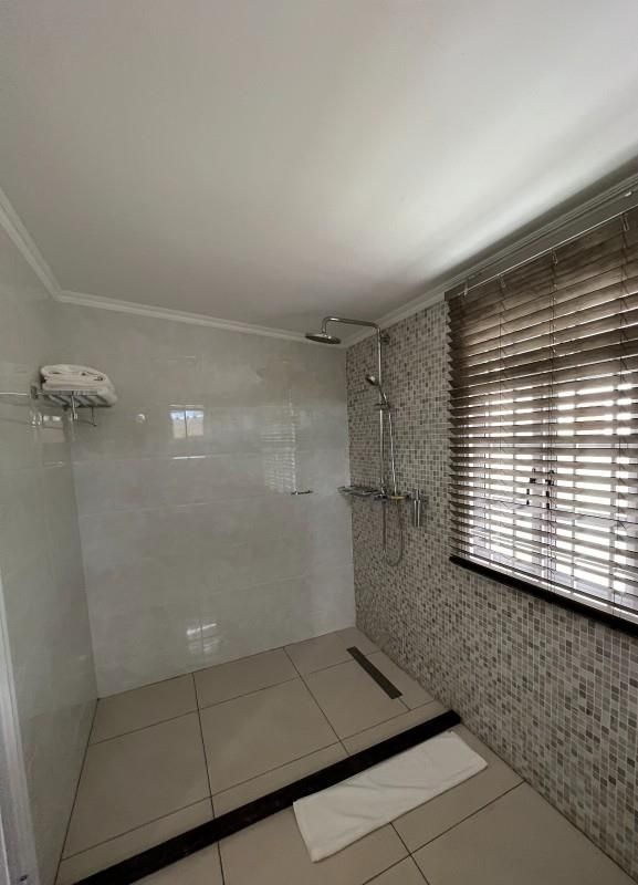 THE RUNWAY LODGE - 5