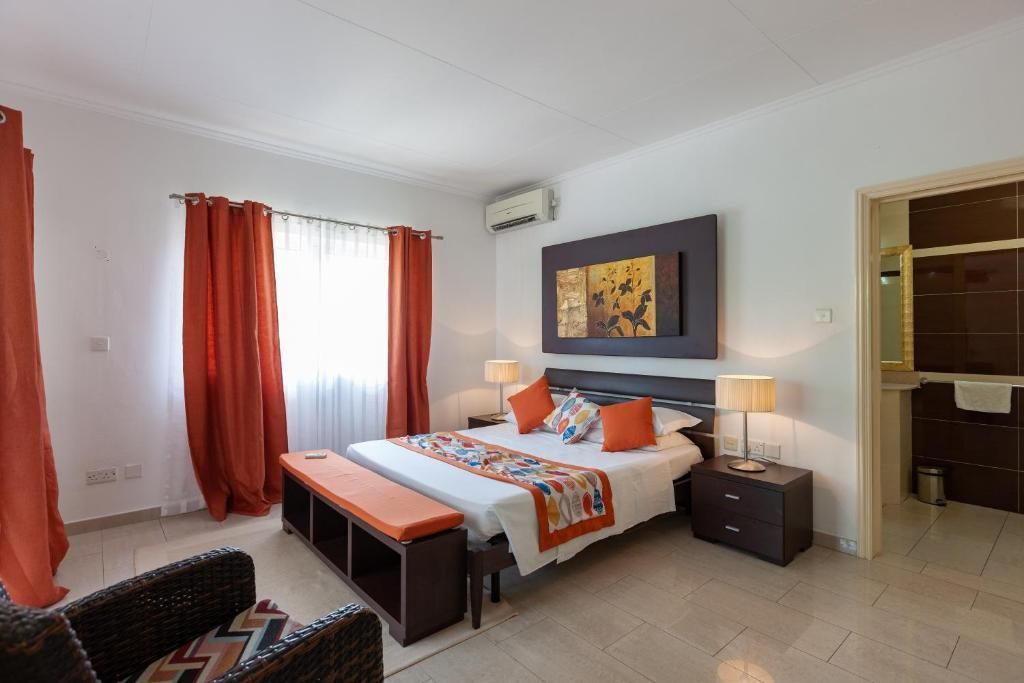 PRASLIN PARADISE SELF-CATERING - 13