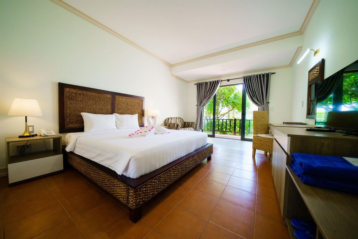 BLOOMING LOTUS RESORT - 9