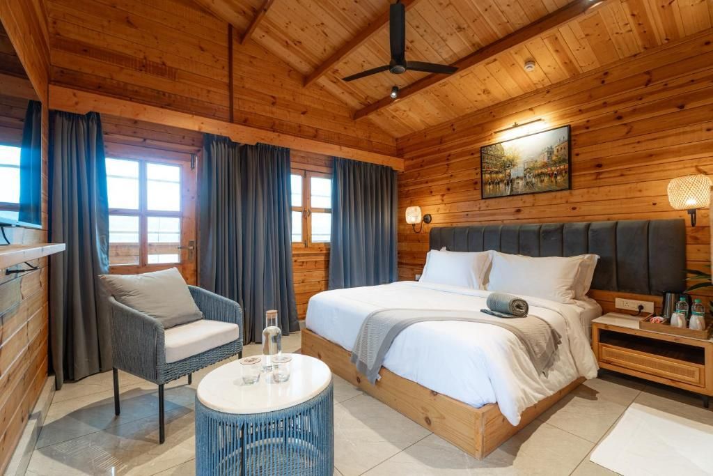 THE CLOUDS RESORT - 4