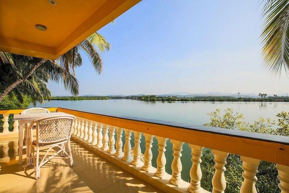 APRICUS INN RIVERSIDE - 16