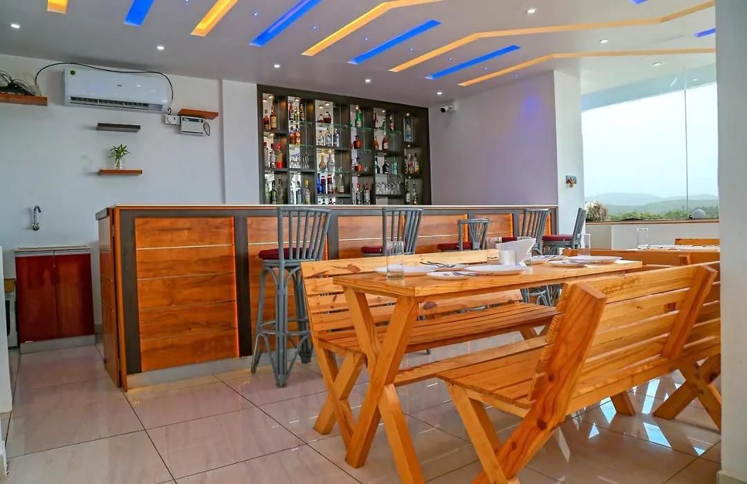 APRICUS INN RIVERSIDE - 21