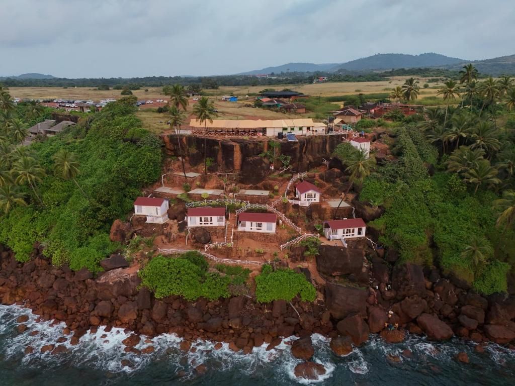 RED CRAB ECO RESORTS - CABO DE RAMA - 1