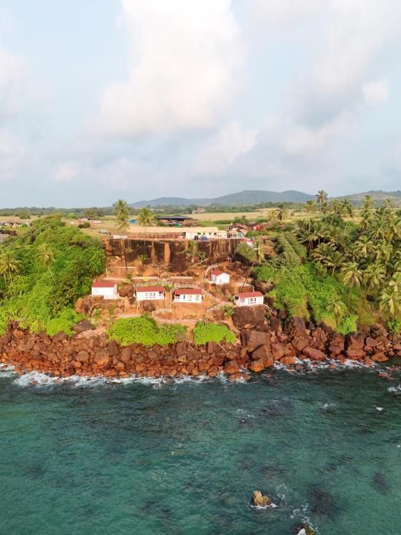 RED CRAB ECO RESORTS - CABO DE RAMA - 8