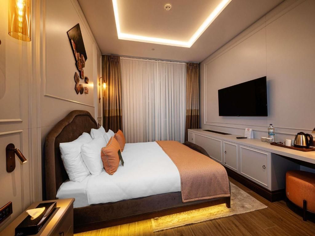 Levni Istanbul Hotel Handwritten Collection - 22