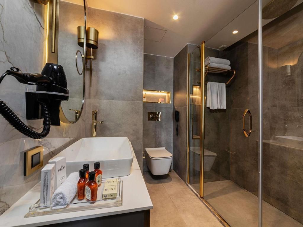 Levni Istanbul Hotel Handwritten Collection - 23