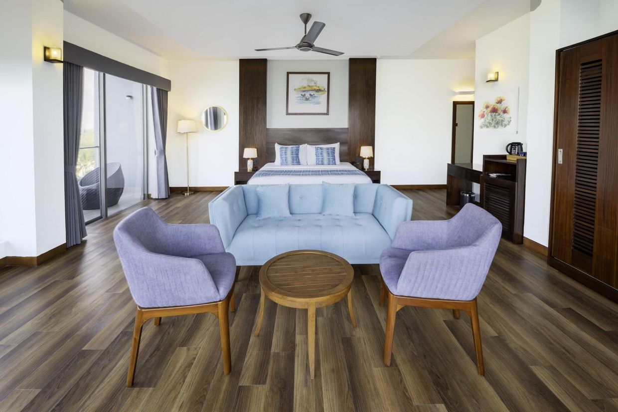 SANDY BLISS MIRISSA - 11