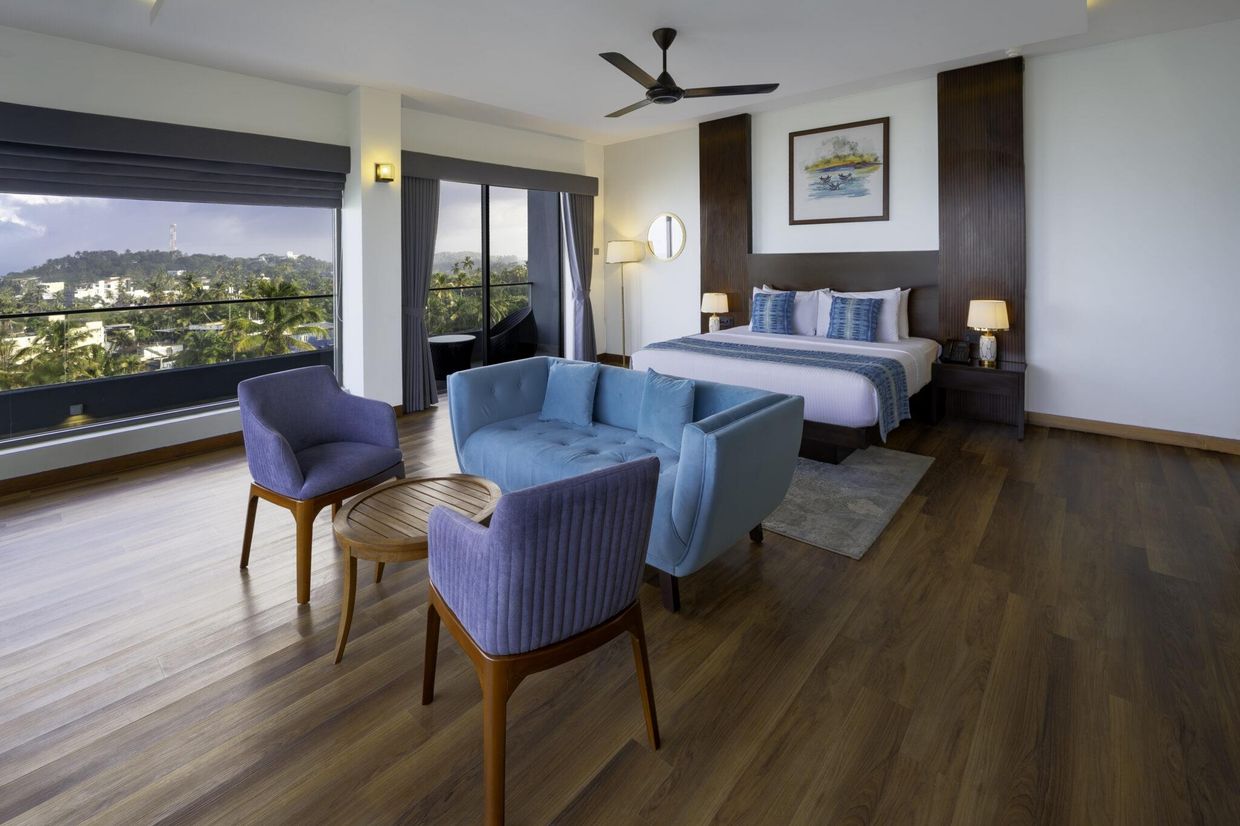 SANDY BLISS MIRISSA - 10