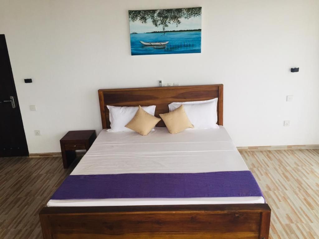 SEA VIEW APARTMENT - 5