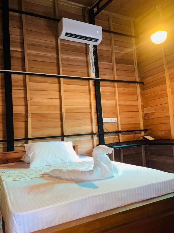 BAREWOOD BLISS VILLA - 8