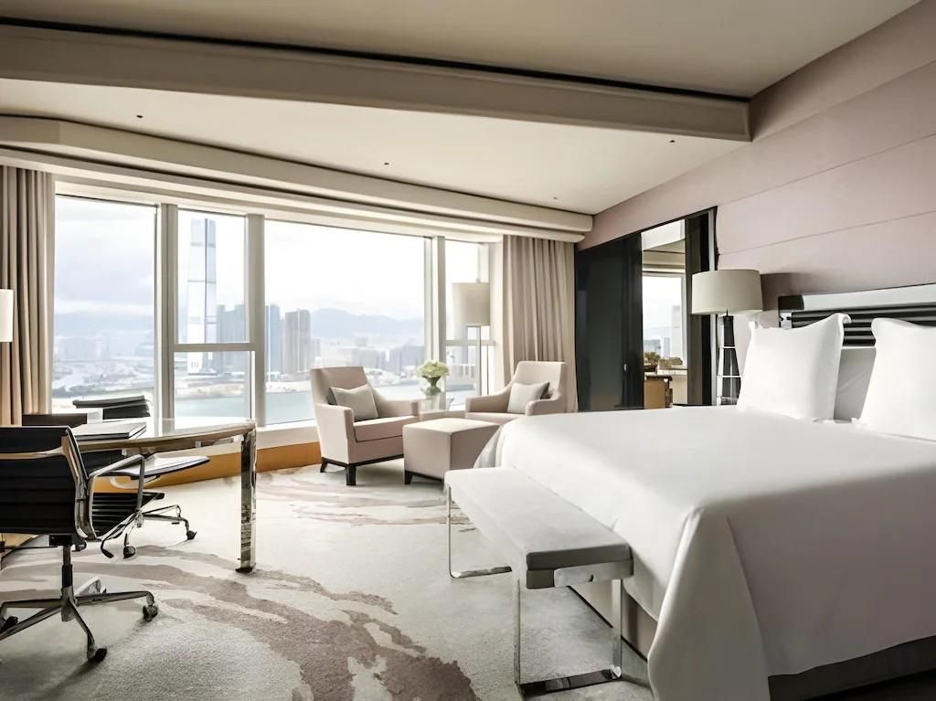 FOUR SEASONS HOTEL HONG KONG - 24