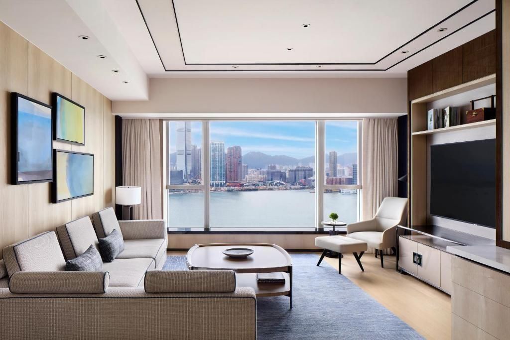 FOUR SEASONS HOTEL HONG KONG - 8