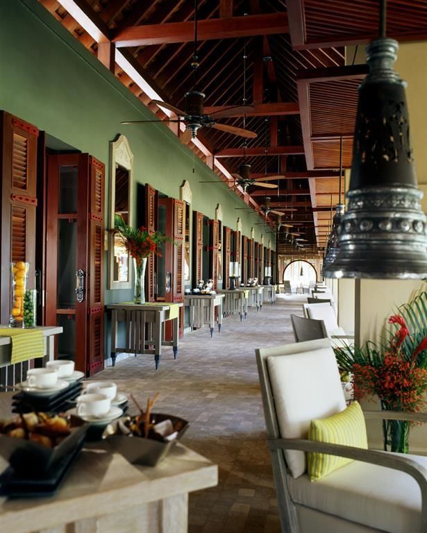 FOUR SEASONS RESORT - 17