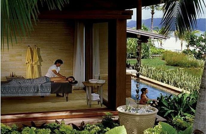 FOUR SEASONS RESORT - 19