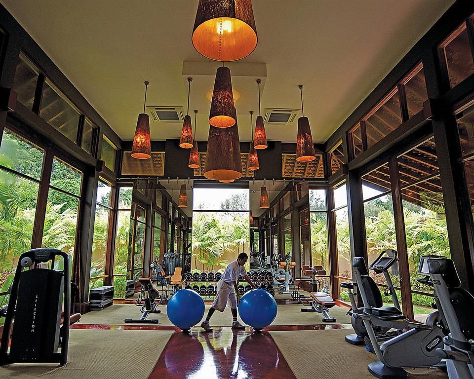 FOUR SEASONS RESORT - 24