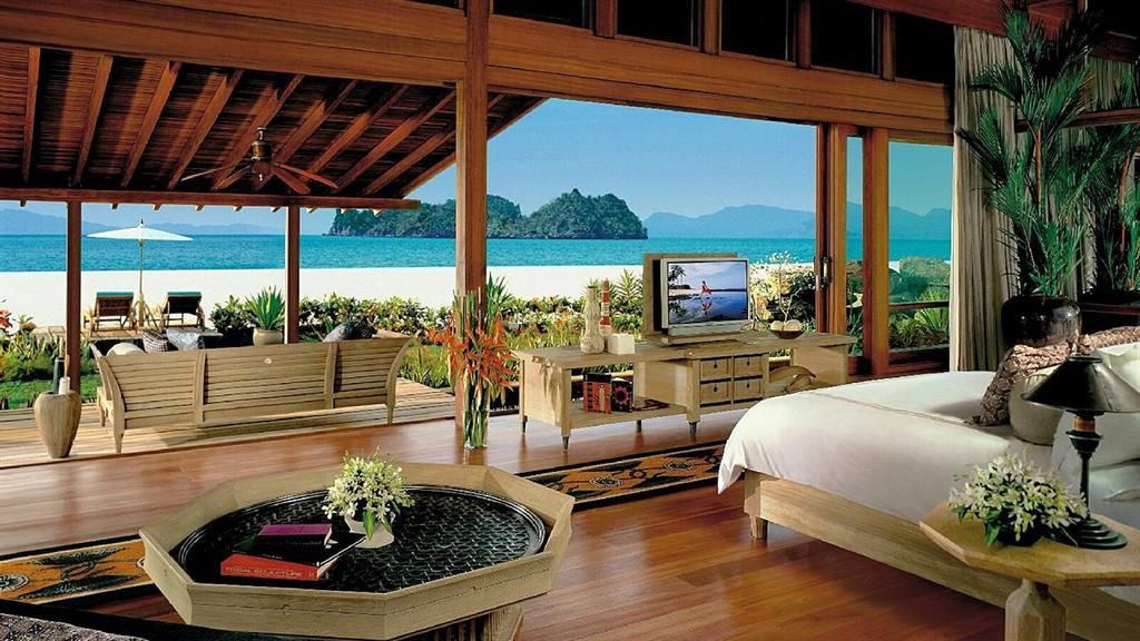 FOUR SEASONS RESORT - 8